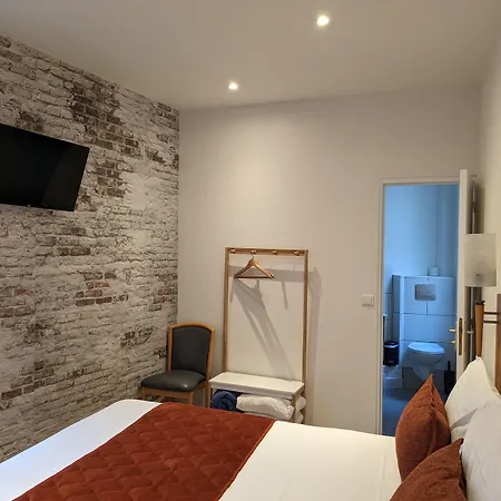 Morand Hotel 2*