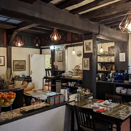 Готель Morand Руан